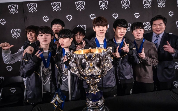 积极回馈社 积极回馈社